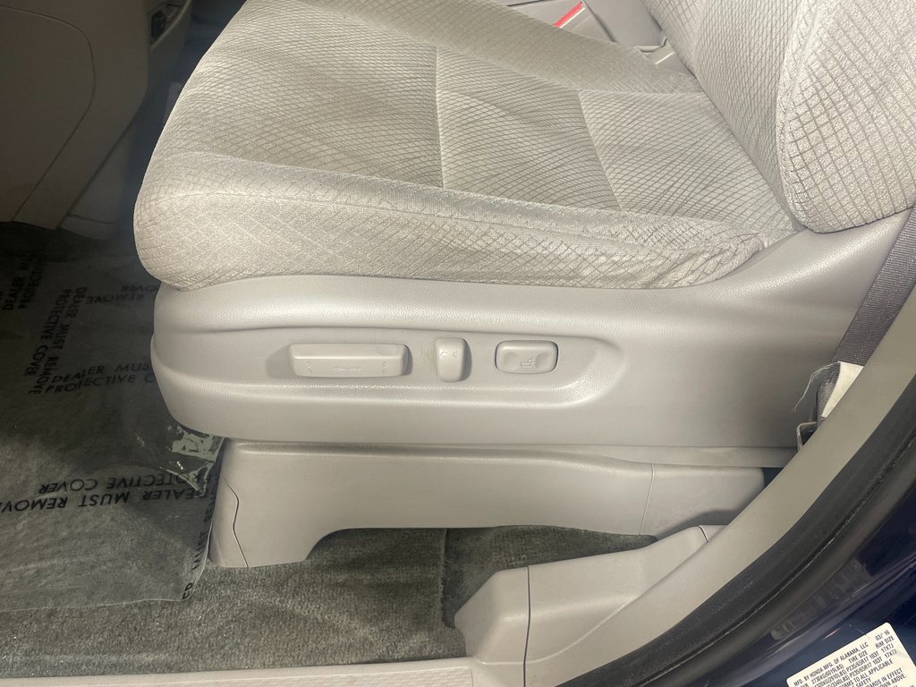 Used 2016 Honda Odyssey SE image 22