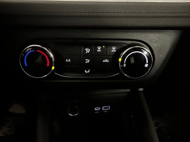 Used 2025 Chevrolet TrailBlazer LS w/ LS Convenience Package image 14