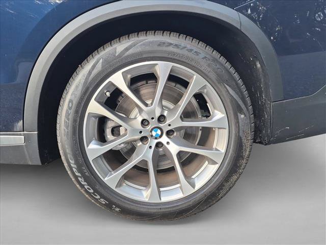 New 2026 BMW X5 xDrive50e w/ Climate Comfort Package AWD/4WD image 10