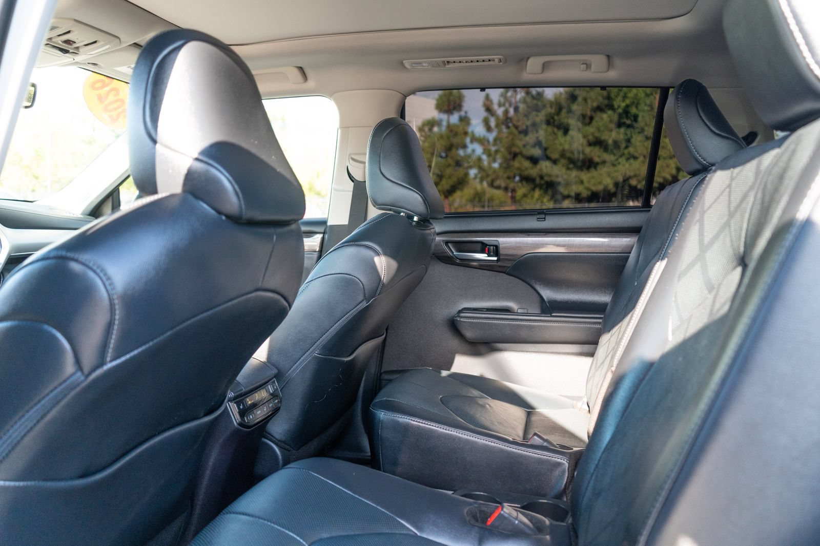 Certified 2026 Toyota Highlander Platinum AWD/4WD image 18