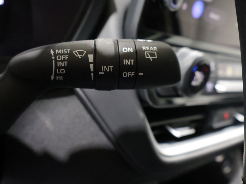 Used 2025 Toyota Grand Highlander AWD image 39