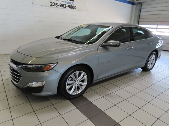 Used 2023 Chevrolet Malibu LT image 2