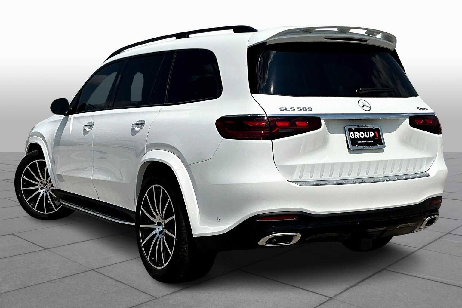 New 2026 Mercedes-Benz GLS 580 4MATIC image 4
