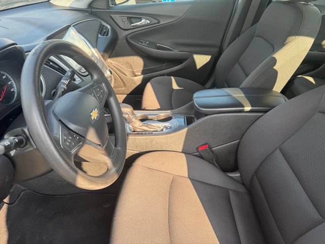 Used 2024 Chevrolet Malibu LT FWD image 9