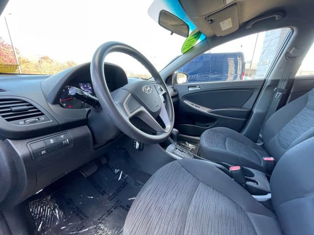 Used 2017 Hyundai Accent SE image 10