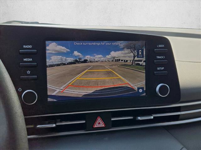 Used 2023 Hyundai Elantra SEL w/ Preferred Accessory Package FWD image 13