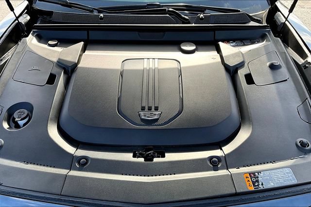 New 2026 Cadillac Lyriq V w/ LPO, Floor Liner Package AWD/4WD image 12