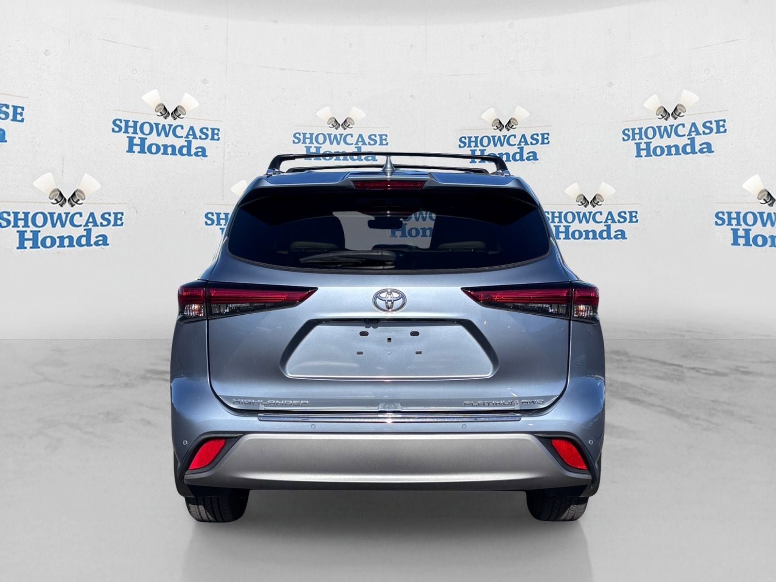Used 2021 Toyota Highlander Platinum AWD/4WD image 7