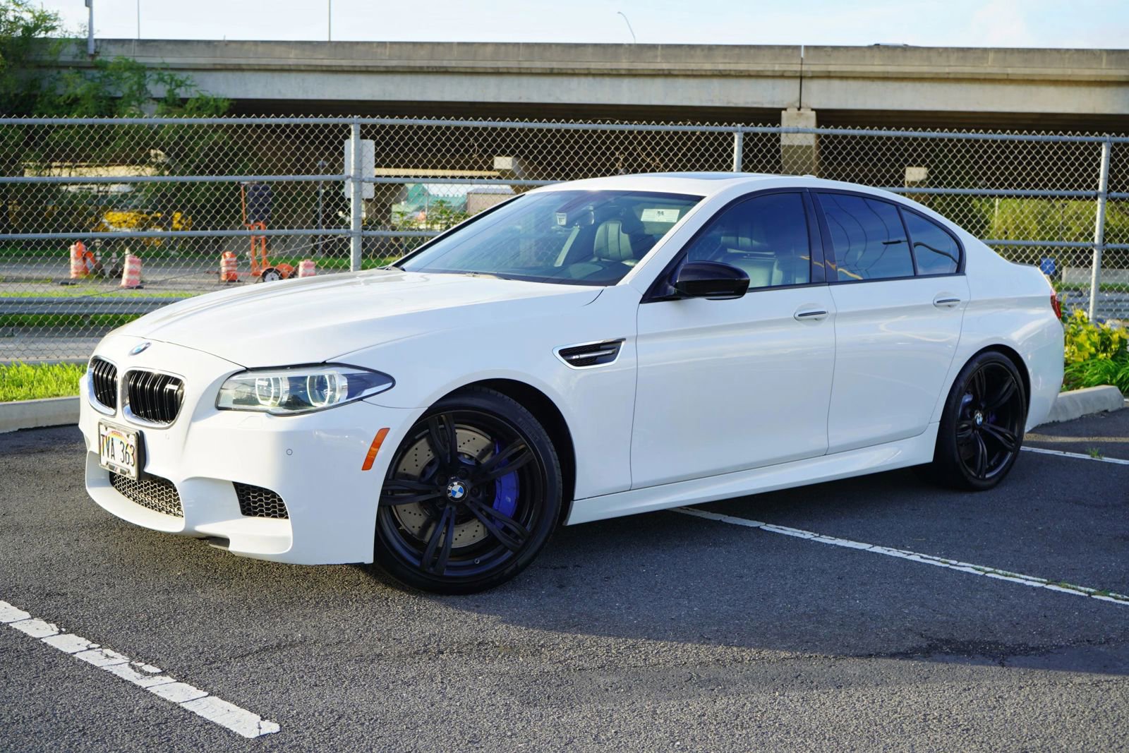 Used 2016 BMW M5 image 3