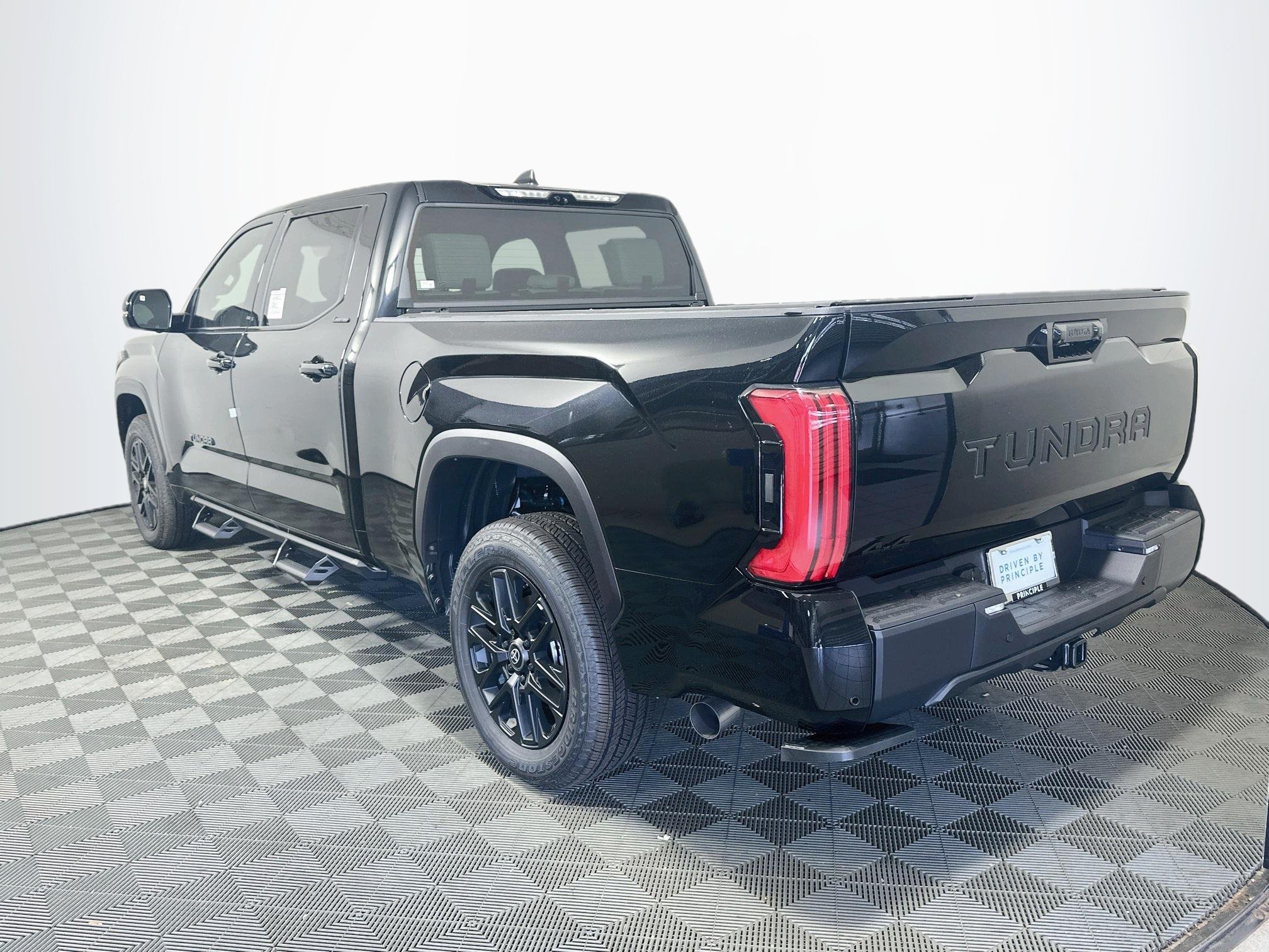 New 2026 Toyota Tundra Limited AWD/4WD image 5