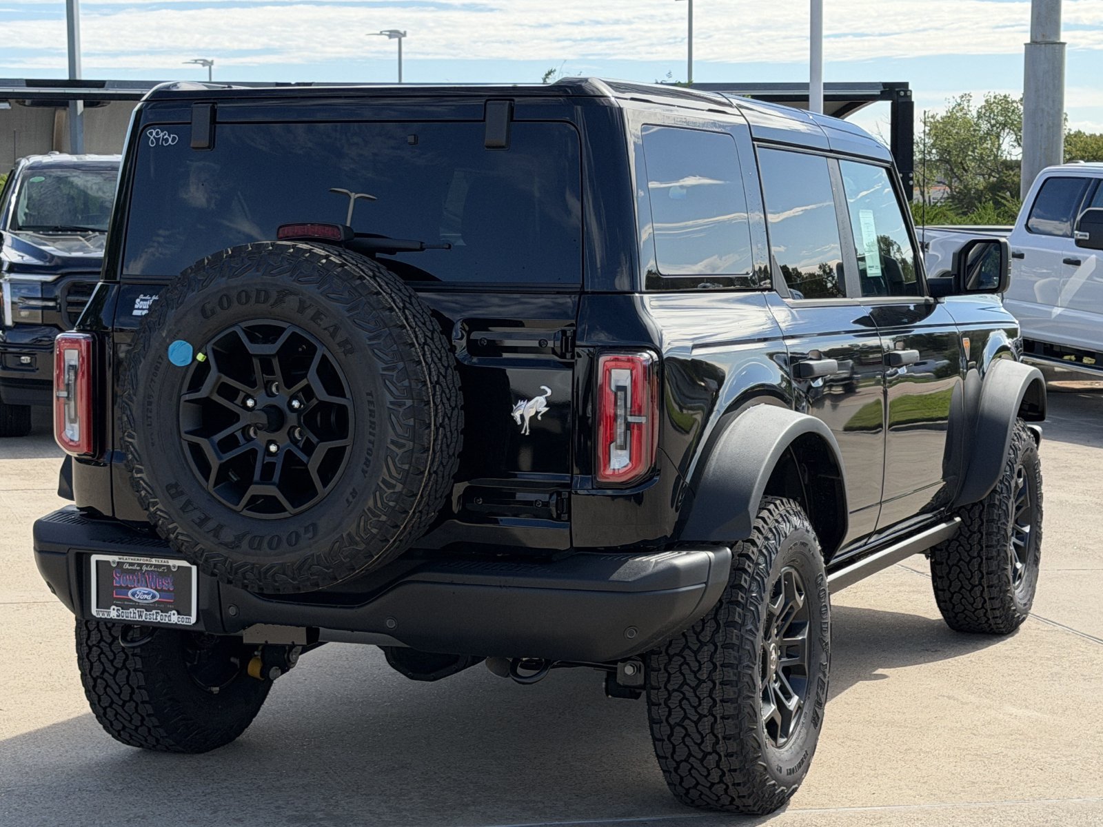 New 2026 Ford Bronco Badlands AWD/4WD image 4
