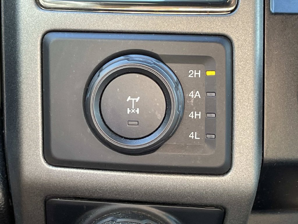 Used 2019 Ford F150 Raptor w/ Equipment Group 802A Luxury AWD/4WD image 29