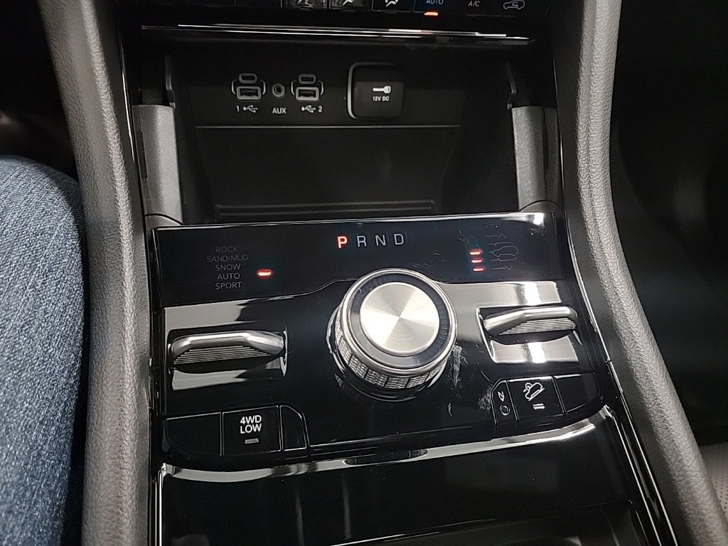 New 2025 Jeep Grand Cherokee L Summit image 18