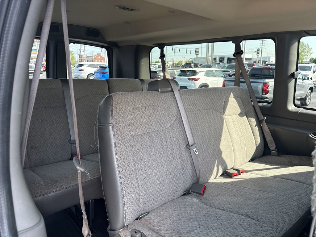 Used 2023 Chevrolet Express 3500 LS RWD image 29