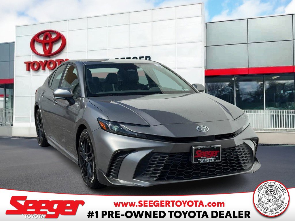 Used 2025 Toyota Camry Hybrid