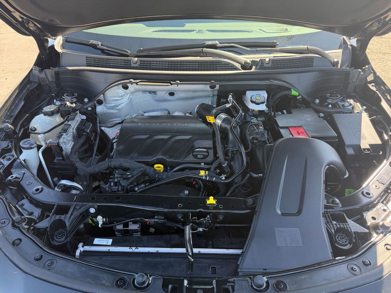 Used 2025 Buick Envista Sport Touring image 31