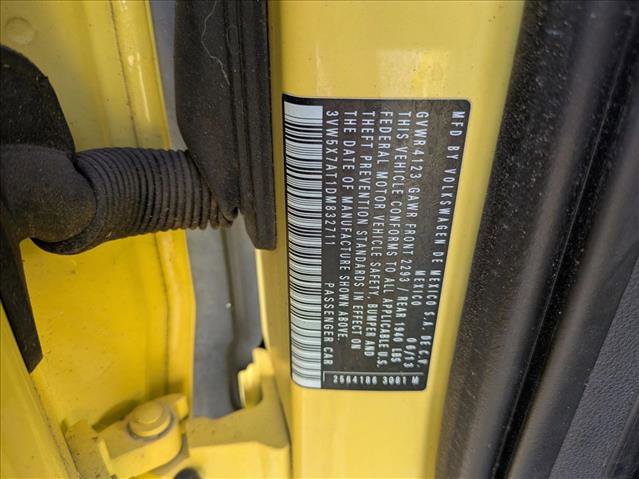 Used 2013 Volkswagen Beetle 2.5 image 15