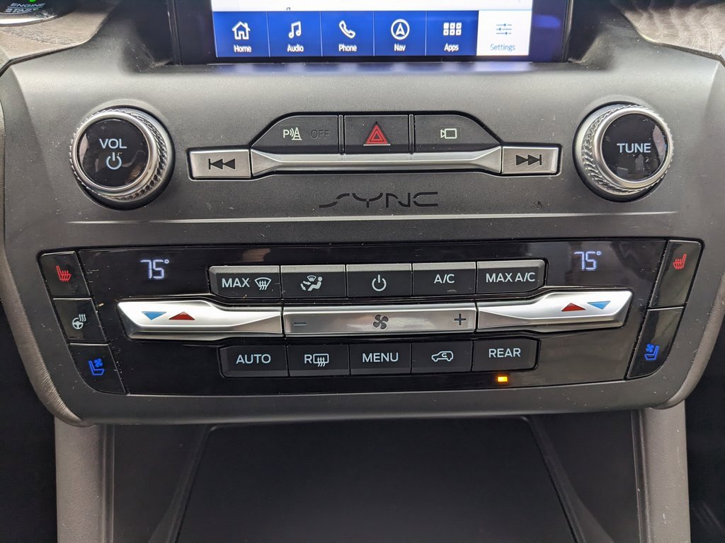 Used 2020 Ford Explorer Platinum w/ Premium Technology Package image 31