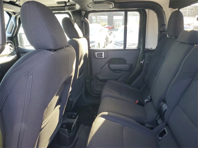 Certified 2023 Jeep Gladiator Sport image 9