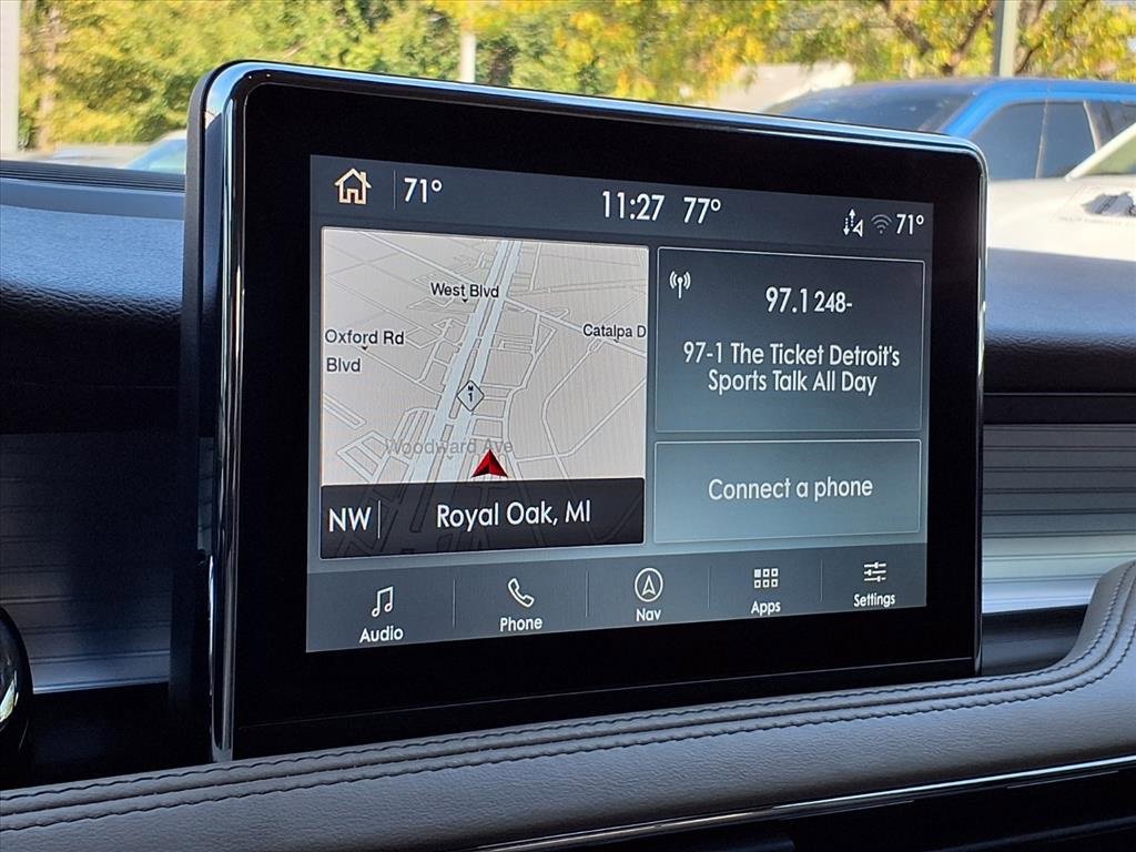 Used 2022 Lincoln Corsair AWD w/ Premium Package image 12