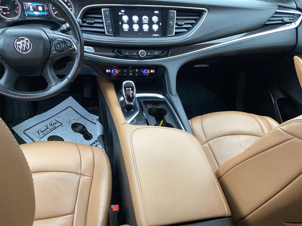 Used 2018 Buick Enclave Essence w/ Trailering Package image 15