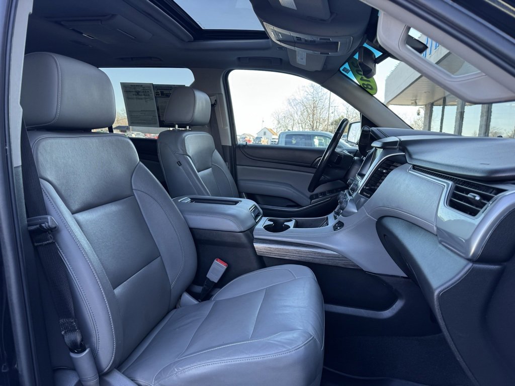 Used 2018 Chevrolet Suburban LT image 17