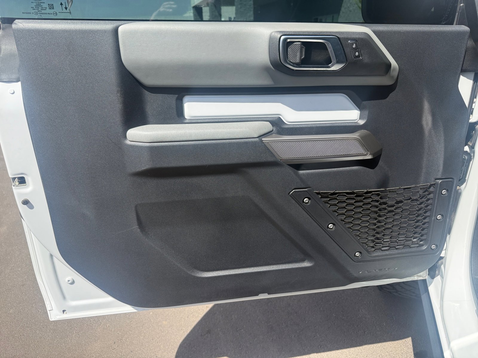 Used 2021 Ford Bronco Badlands image 14