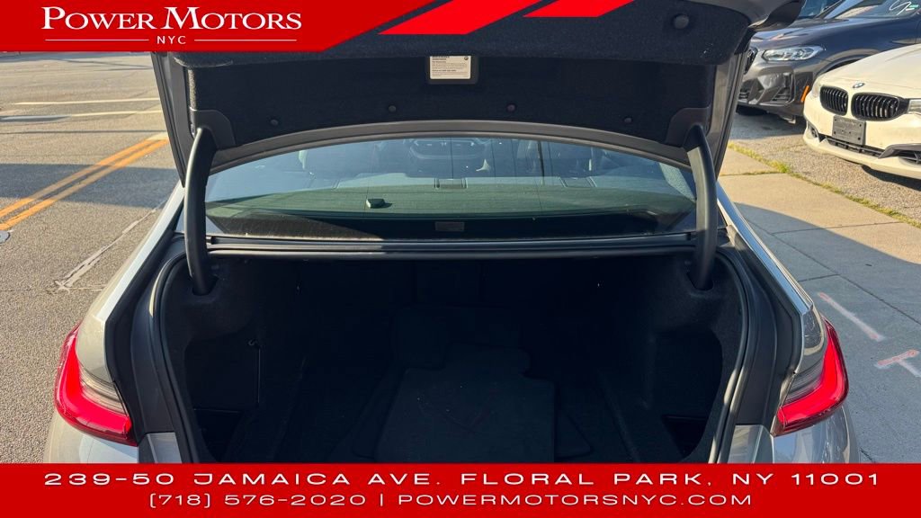 Used 2024 BMW 330i xDrive Sedan w/ Convenience Package image 21
