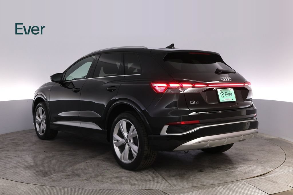 Used 2023 Audi Q4 e-tron Premium Plus w/ Premium Plus AWD/4WD image 17