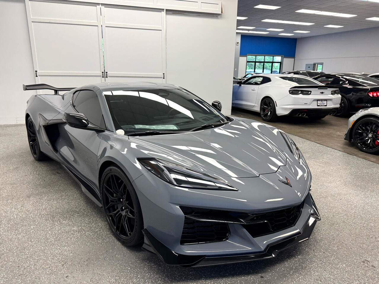 Used 2024 Chevrolet Corvette Z06 w/ Z07 Performance Package image 38