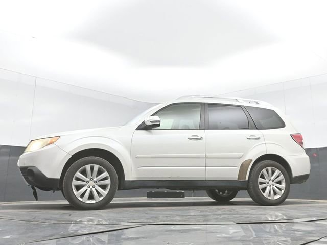 Used 2012 Subaru Forester 2.5X Touring AWD/4WD image 30