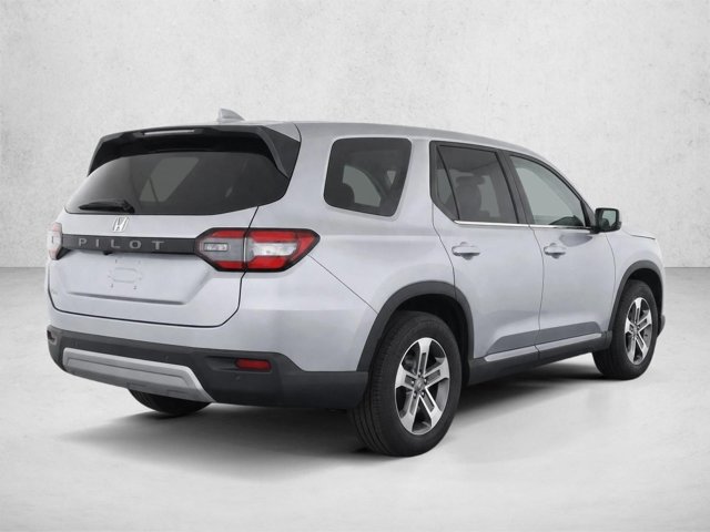 Used 2023 Honda Pilot EX-L image 7
