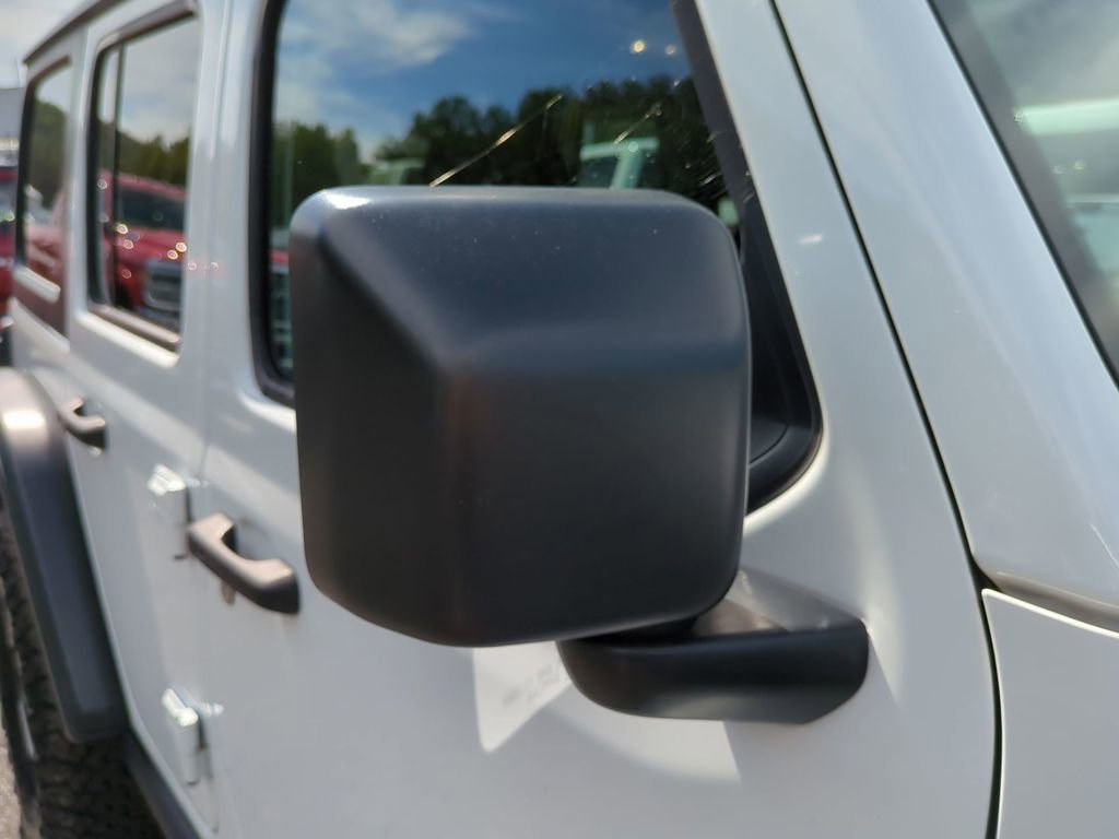 Used 2024 Jeep Wrangler Unlimited Rubicon AWD/4WD image 15