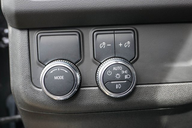 Used 2024 GMC Yukon SLT image 16