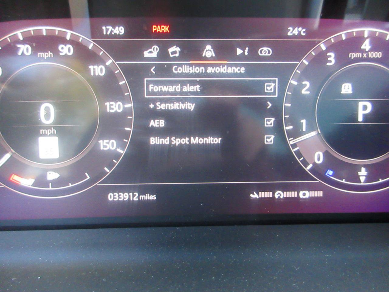 Used 2020 Land Rover Range Rover Sport SE AWD/4WD image 58