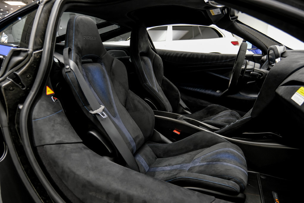 Used 2021 McLaren 765LT RWD image 43