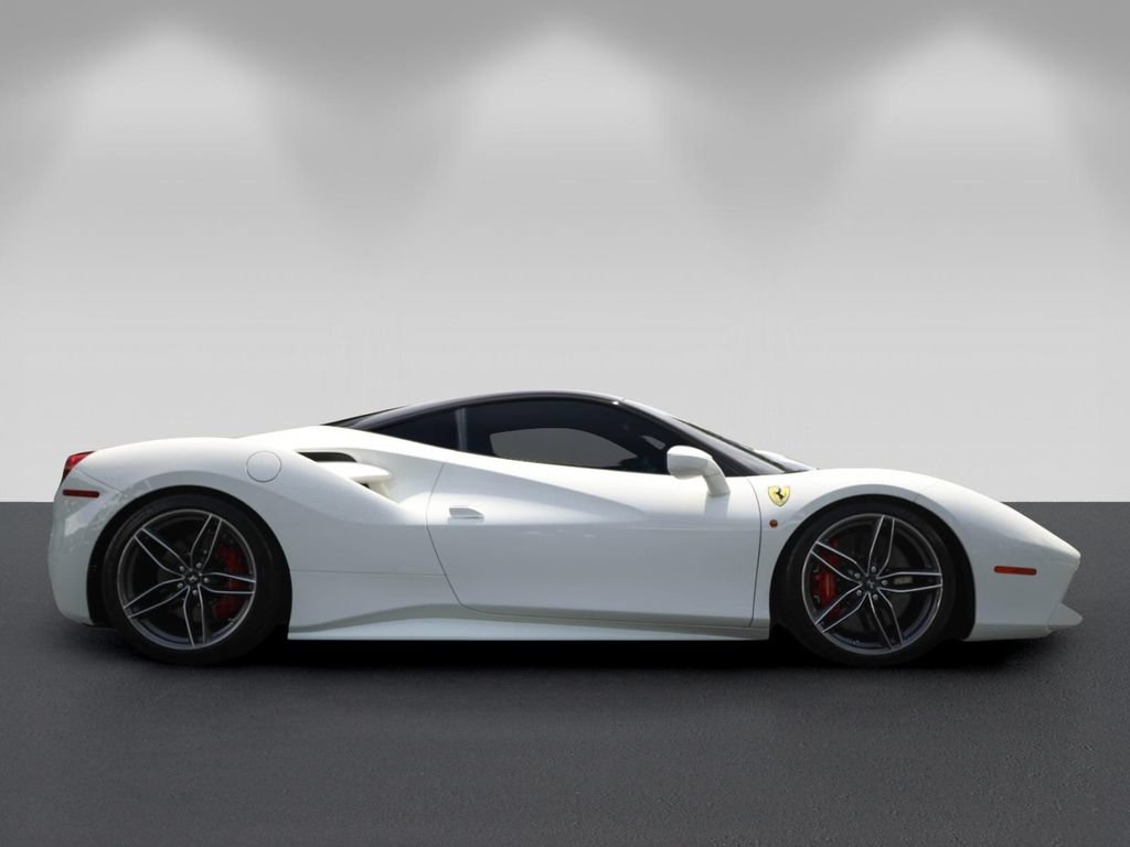 Certified 2019 Ferrari 488 GTB RWD image 2