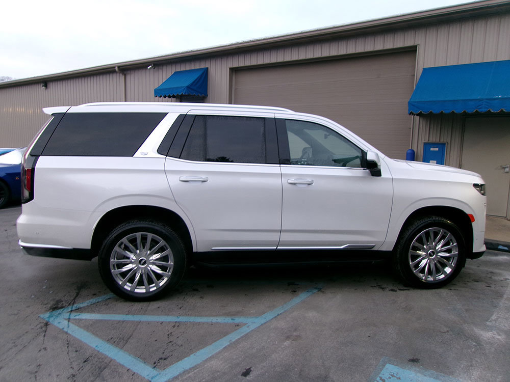 Used 2023 Cadillac Escalade Premium Luxury image 6