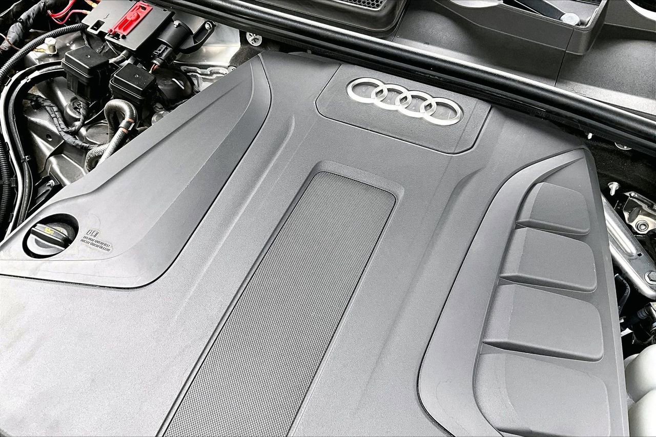 Used 2020 Audi Q7 2.0T Premium w/ Convenience Package image 28