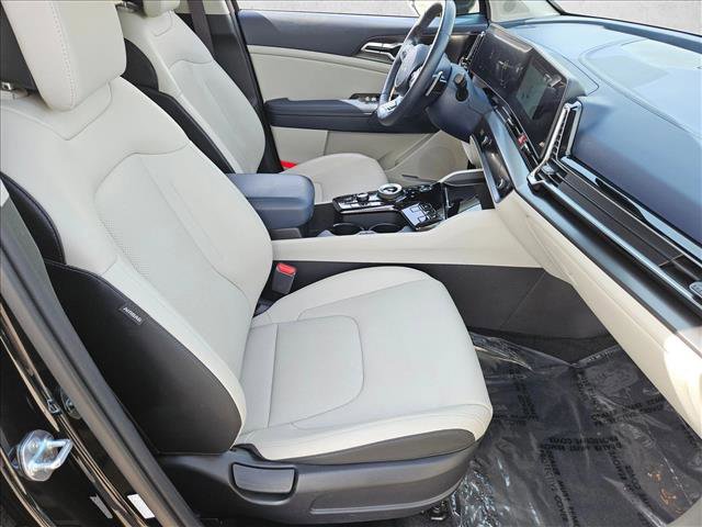 Used 2023 Kia Sportage EX image 26