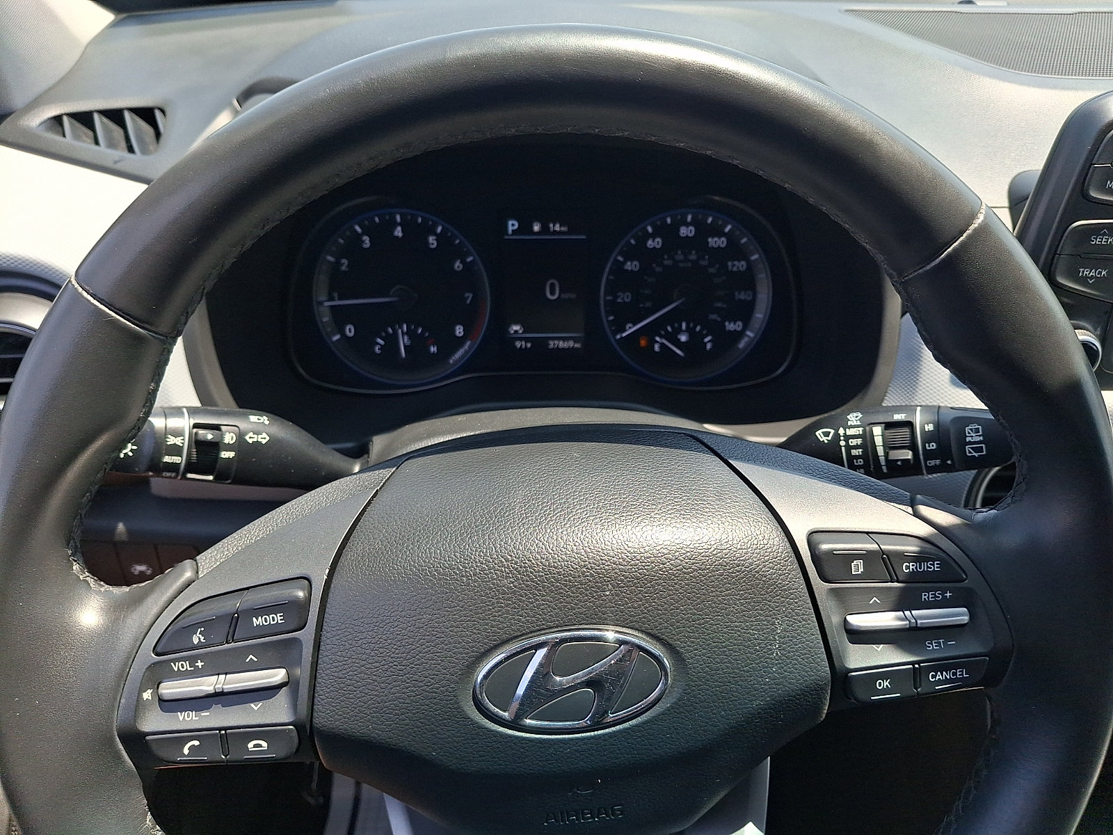Used 2020 Hyundai Kona Limited AWD/4WD image 19