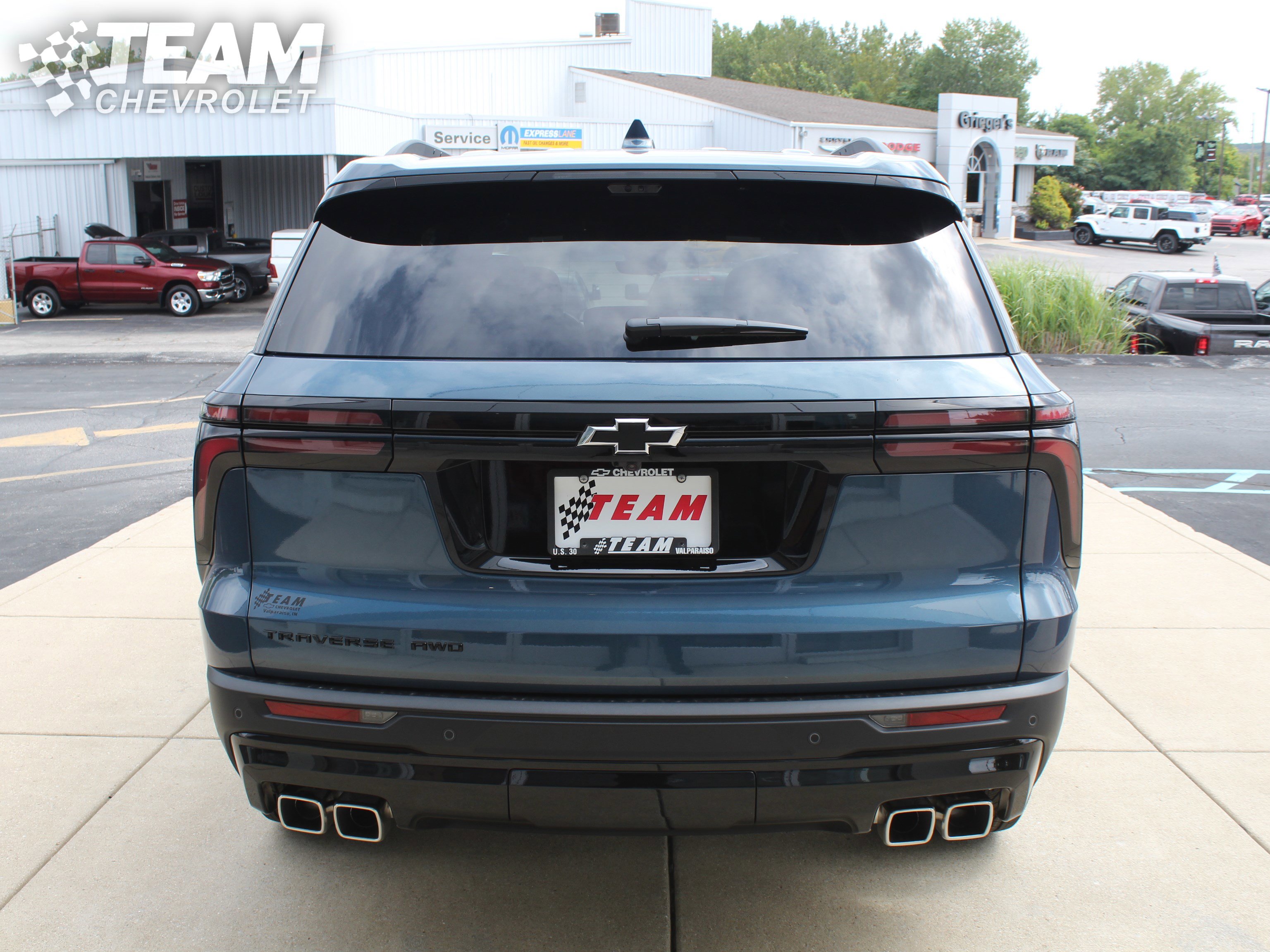 New 2026 Chevrolet Traverse LT w/ Enhanced Driving Package image 5
