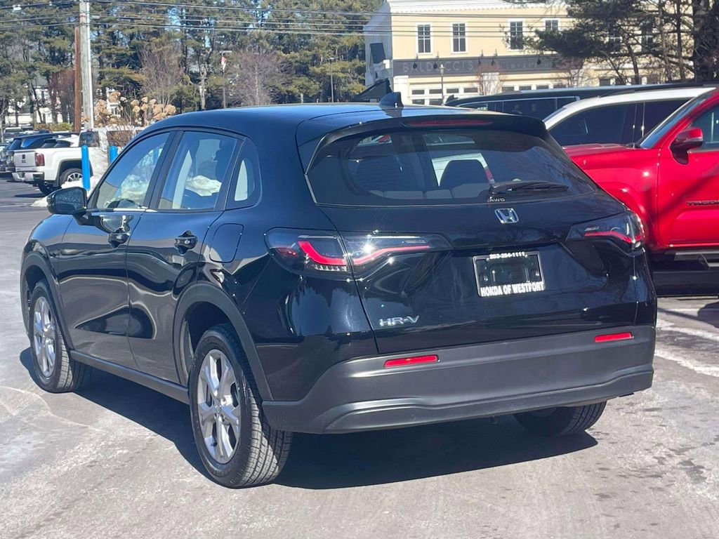Certified 2024 Honda HR-V LX image 6