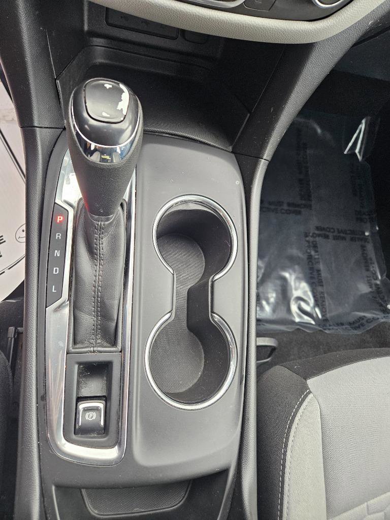 Used 2019 Chevrolet Equinox LS image 28