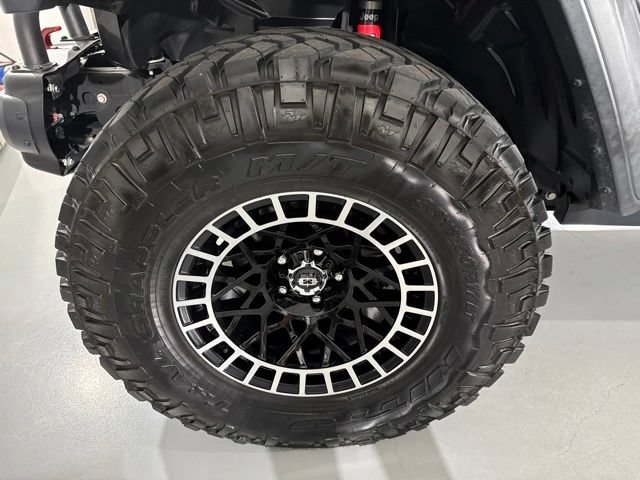 Used 2020 Jeep Gladiator Rubicon AWD/4WD image 5