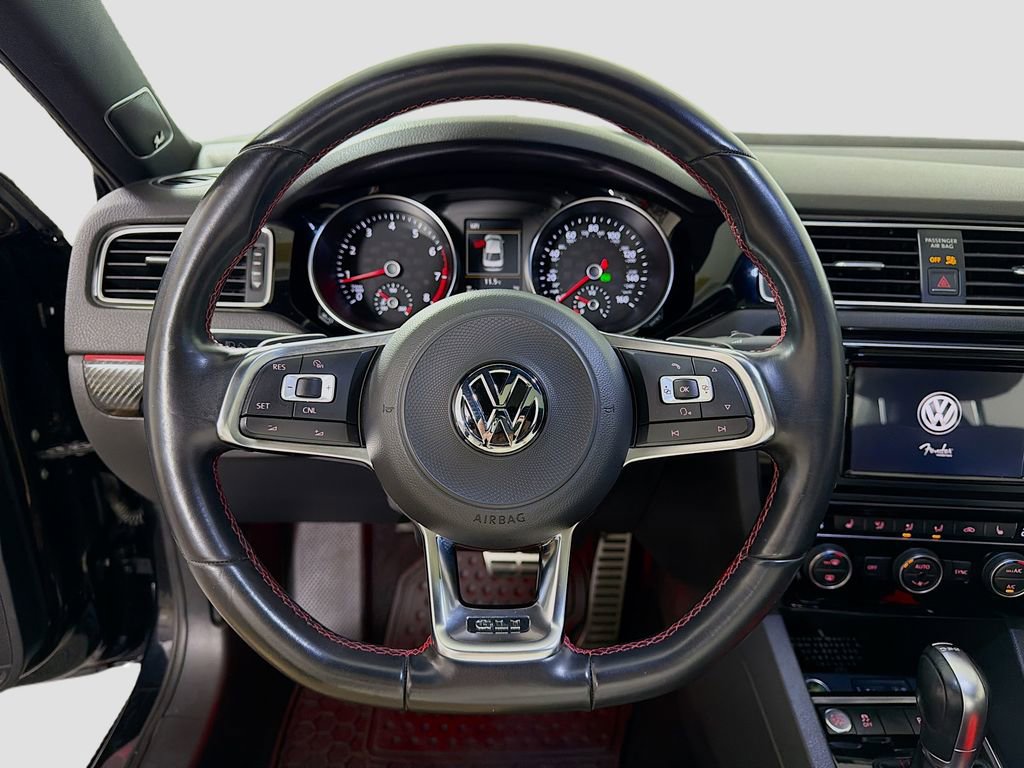 Used 2018 Volkswagen Jetta GLI FWD image 13