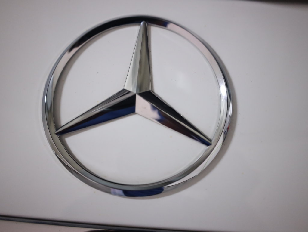 Used 2025 Mercedes-Benz GLS 450 4MATIC w/ AMG Line Exterior image 76