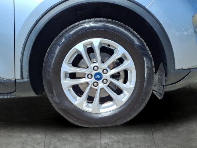 Used 2022 Ford Escape SE FWD image 9