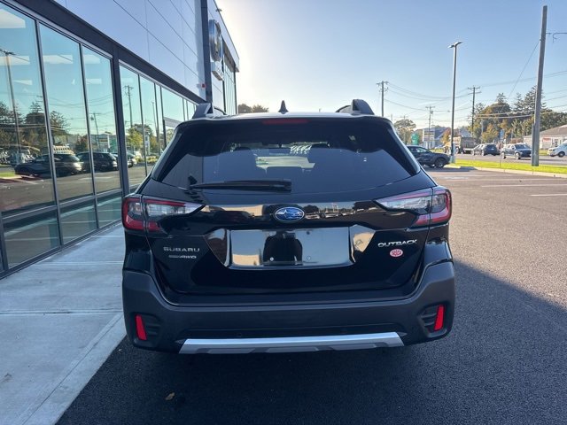 Used 2021 Subaru Outback Limited image 4