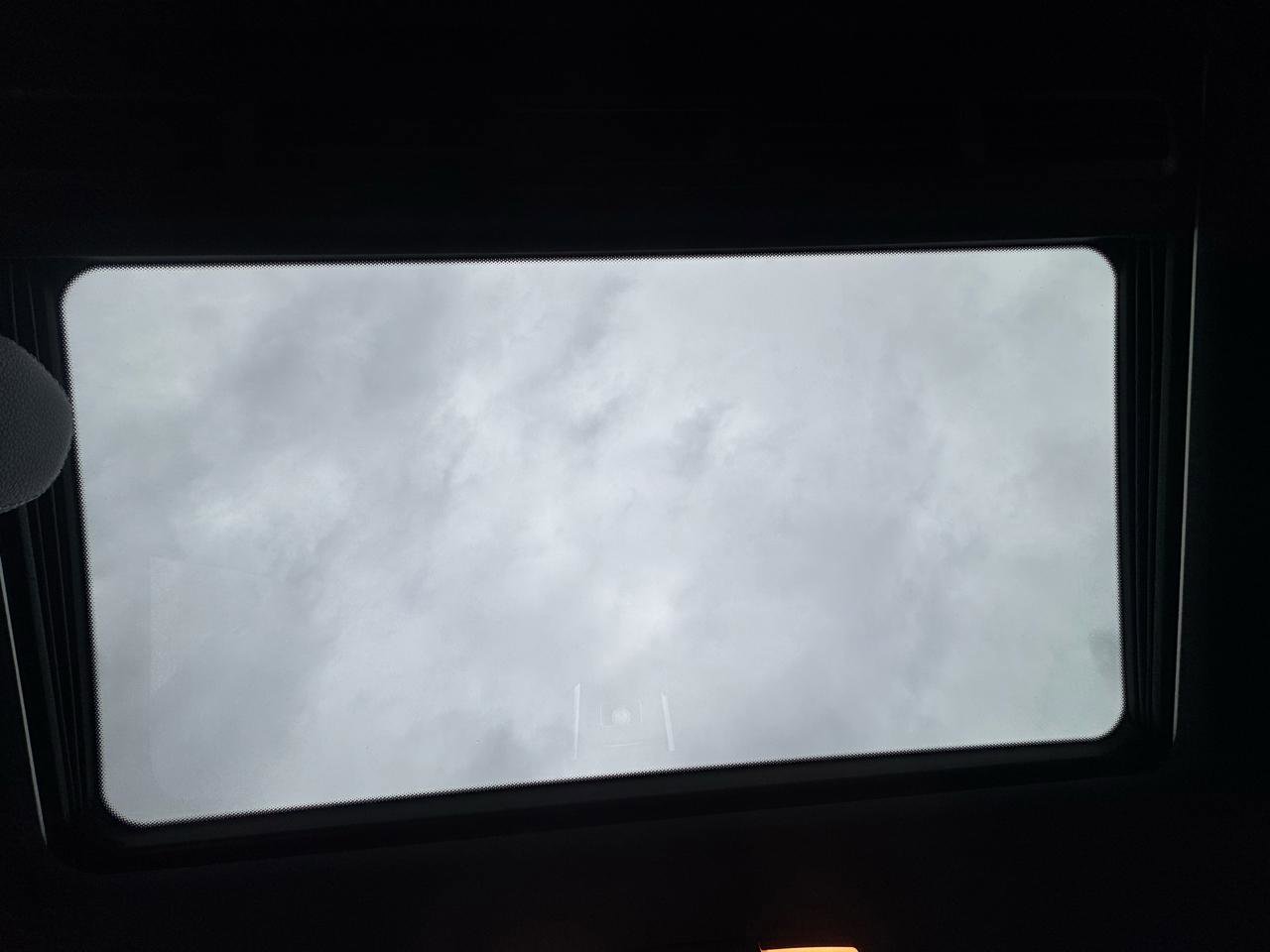 Used 2015 Mercedes-Benz E 350 4MATIC Sedan image 19